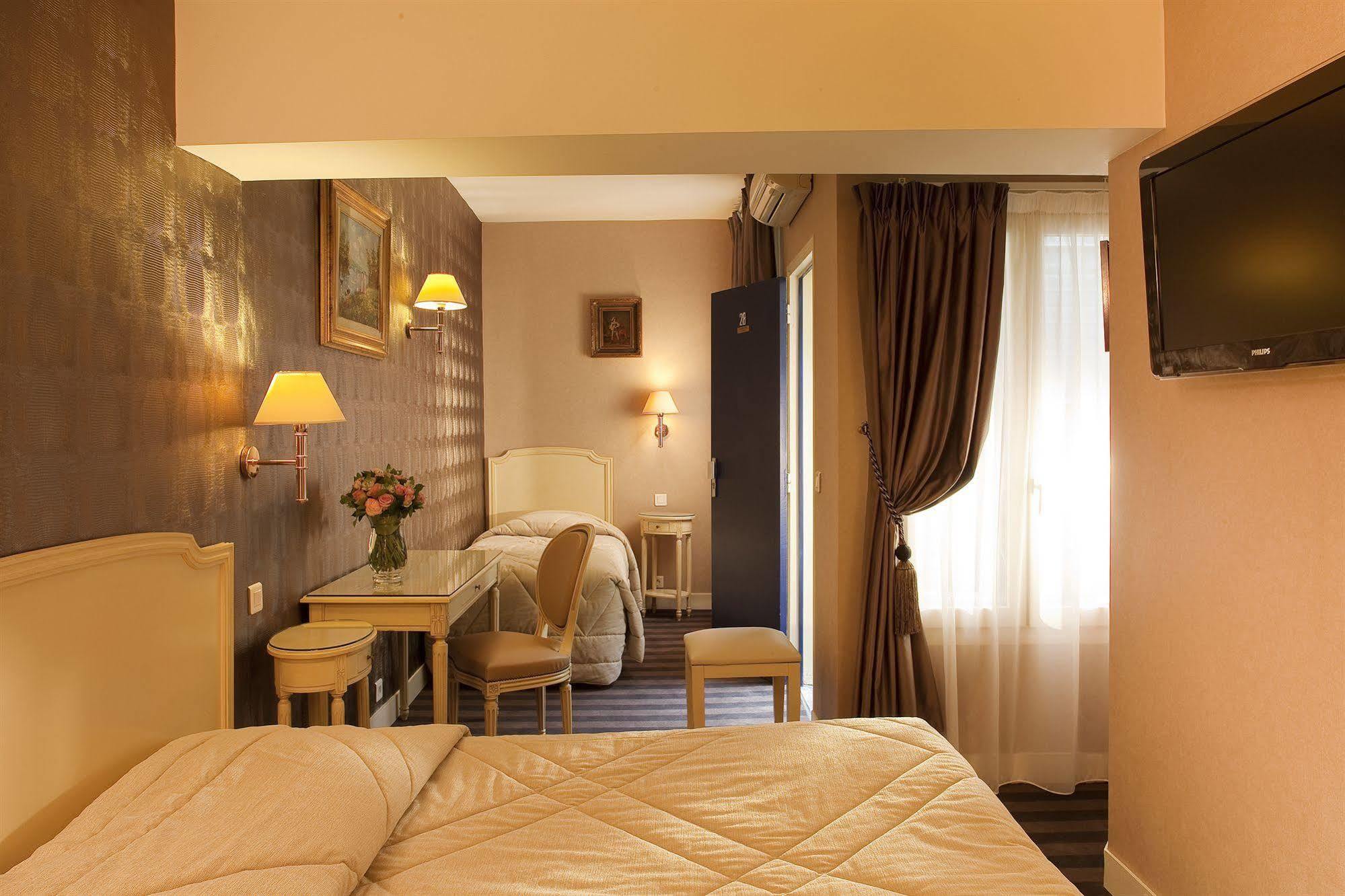 Hotel Riviera Elysees Paris Exterior photo